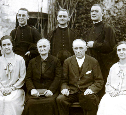 Como identificar fotos antigas da família?