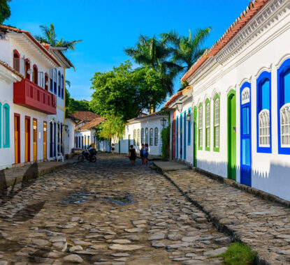 Qual a influência da cultura portuguesa em nossos costumes?