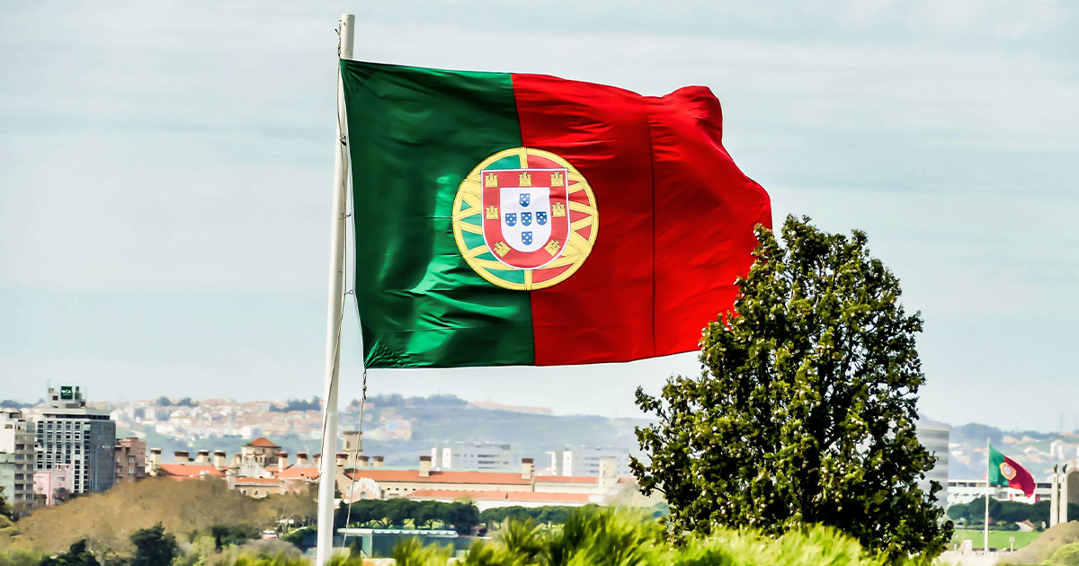 Visto de Trabalho Portugal (D1): como funciona?